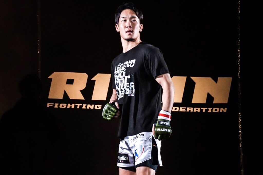 総合格闘家・朝倉未来は強い？筋トレや武勇伝、年収【RIZIN】